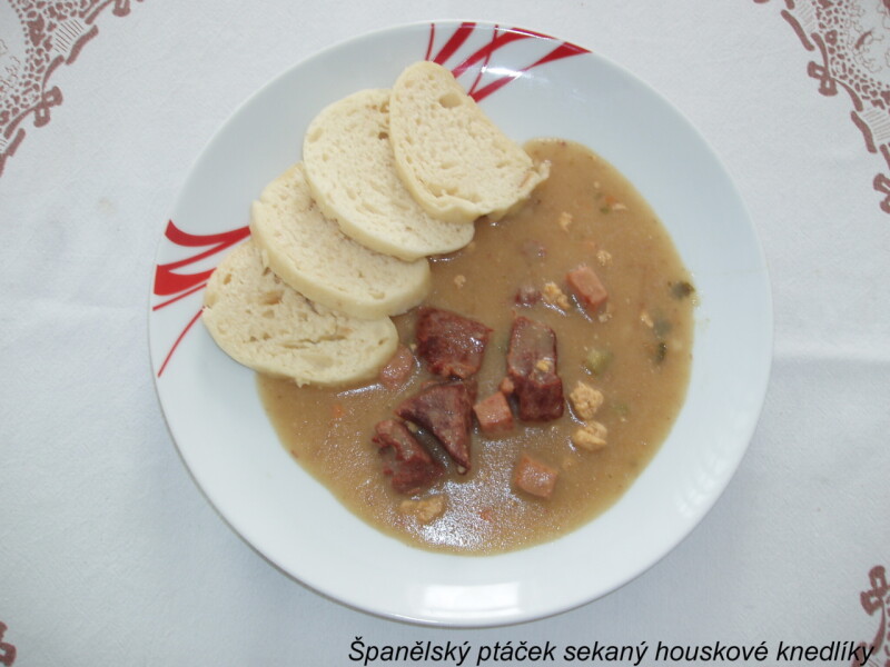 Španělský ptáček sekaný houskové knedlíky